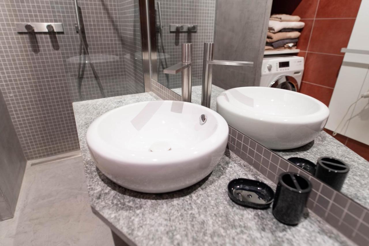 In Centro, 5 Posti Letto: Ca' Cybeles Apartment Torino Exterior foto